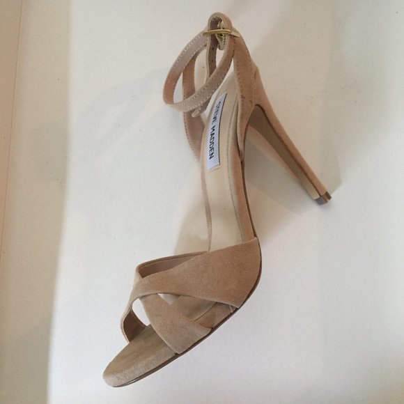 Steve Madden Xandyy Suede Heels - Picture 8 of 10
